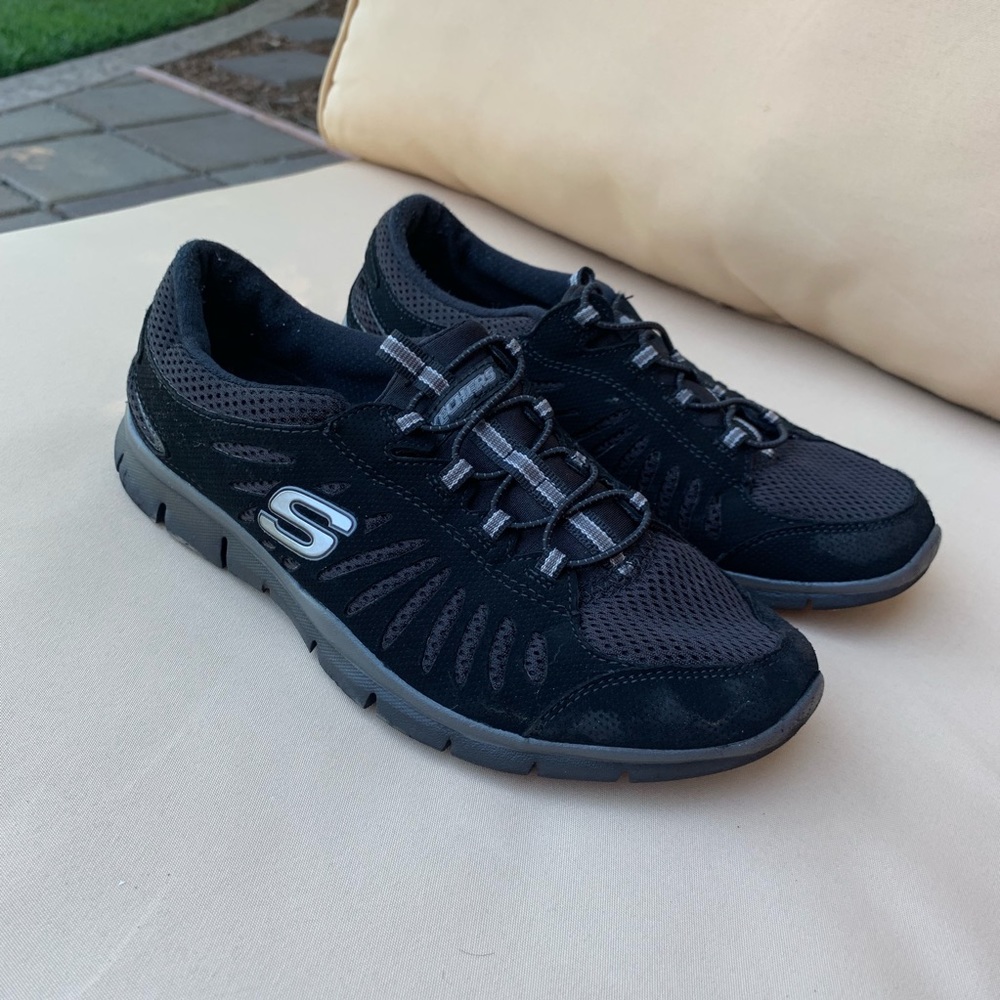 Skechers sneakers